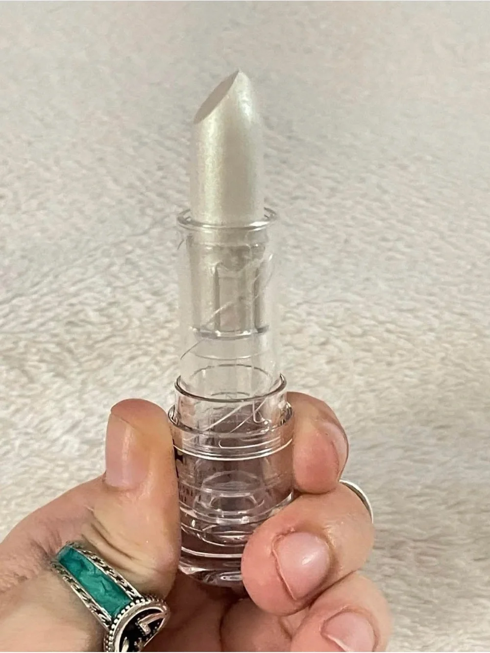NYX Frost Duo Chromatic Holographic Lipstick in Dayum